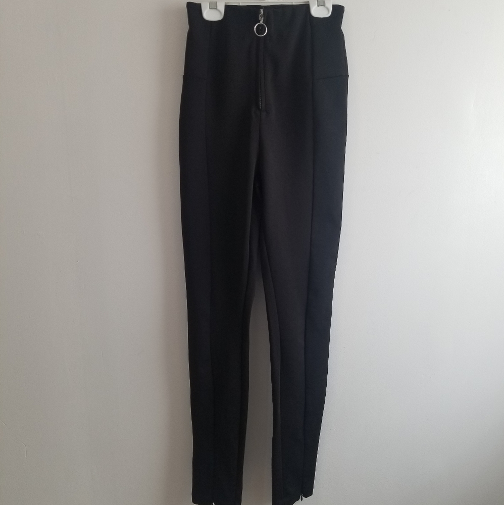 H&M high waisted leggings with ring zipper